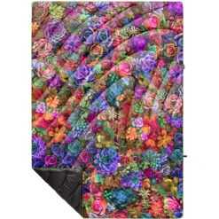 Rumpl Original Puffy Blanket - Printed 1-Person 28 Rumpl Original Puffy Blanket - Printed 1-Person -Outdoor Camping Store TPPB SUC 1 PSYCHEDELIC SUCCULENT OGPUFFY 1P FLATLAY