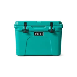 Yeti Tundra 35 Hard Cooler -Outdoor Camping Store Tundra 35 Aquifer Blue Front 3354 B